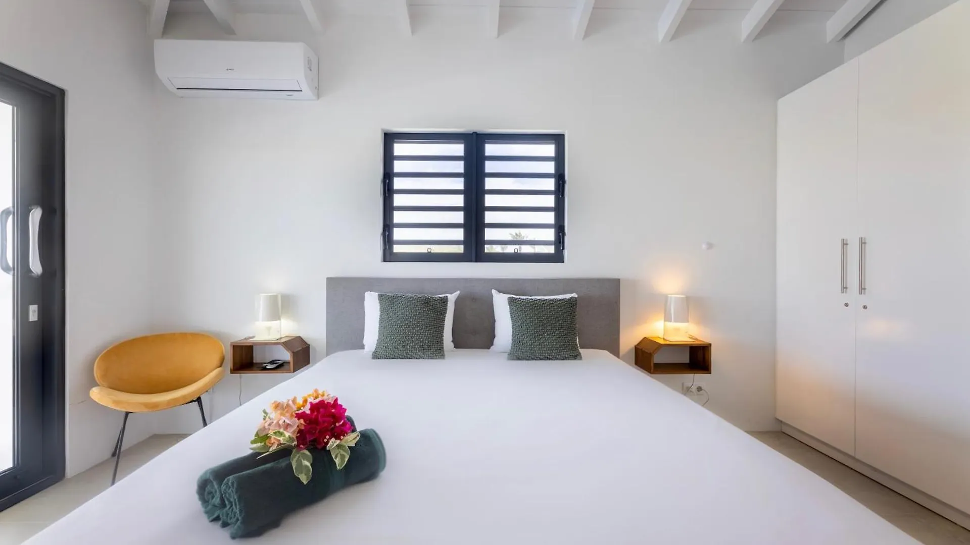 Coral Estate Rentals Curacao