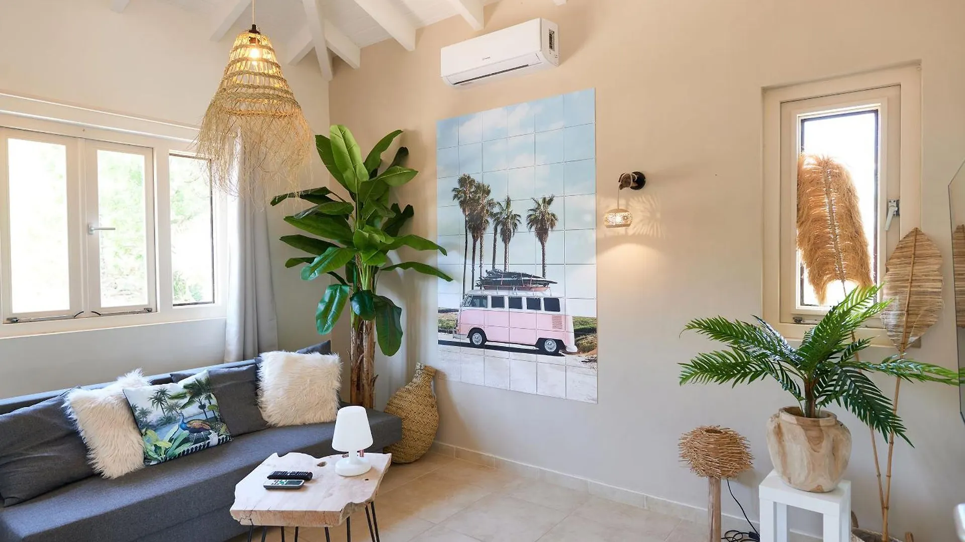 *** Resort Coral Estate Rentals Curacao
