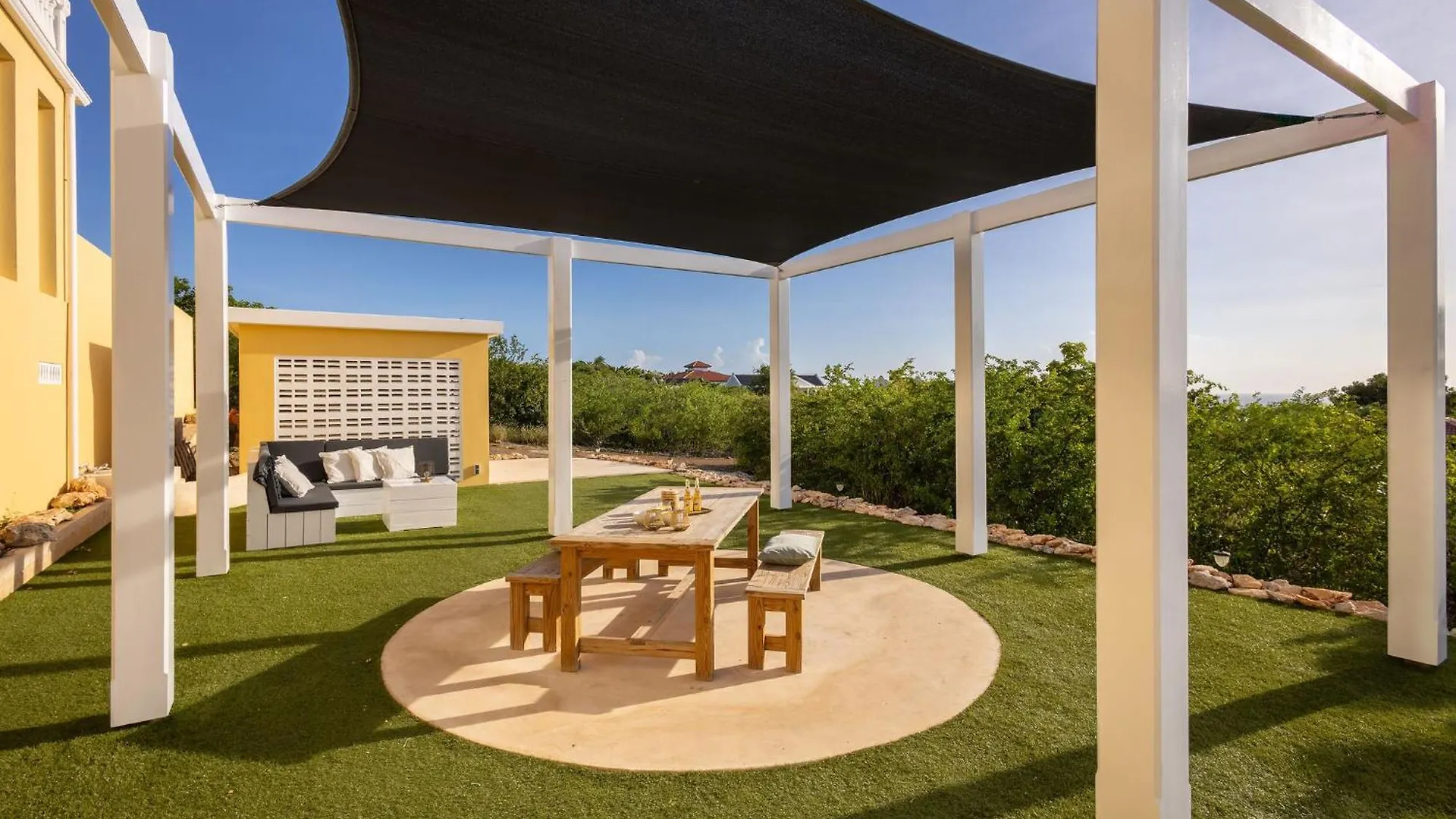 Coral Estate Rentals 3*, Willibrordus Curacao