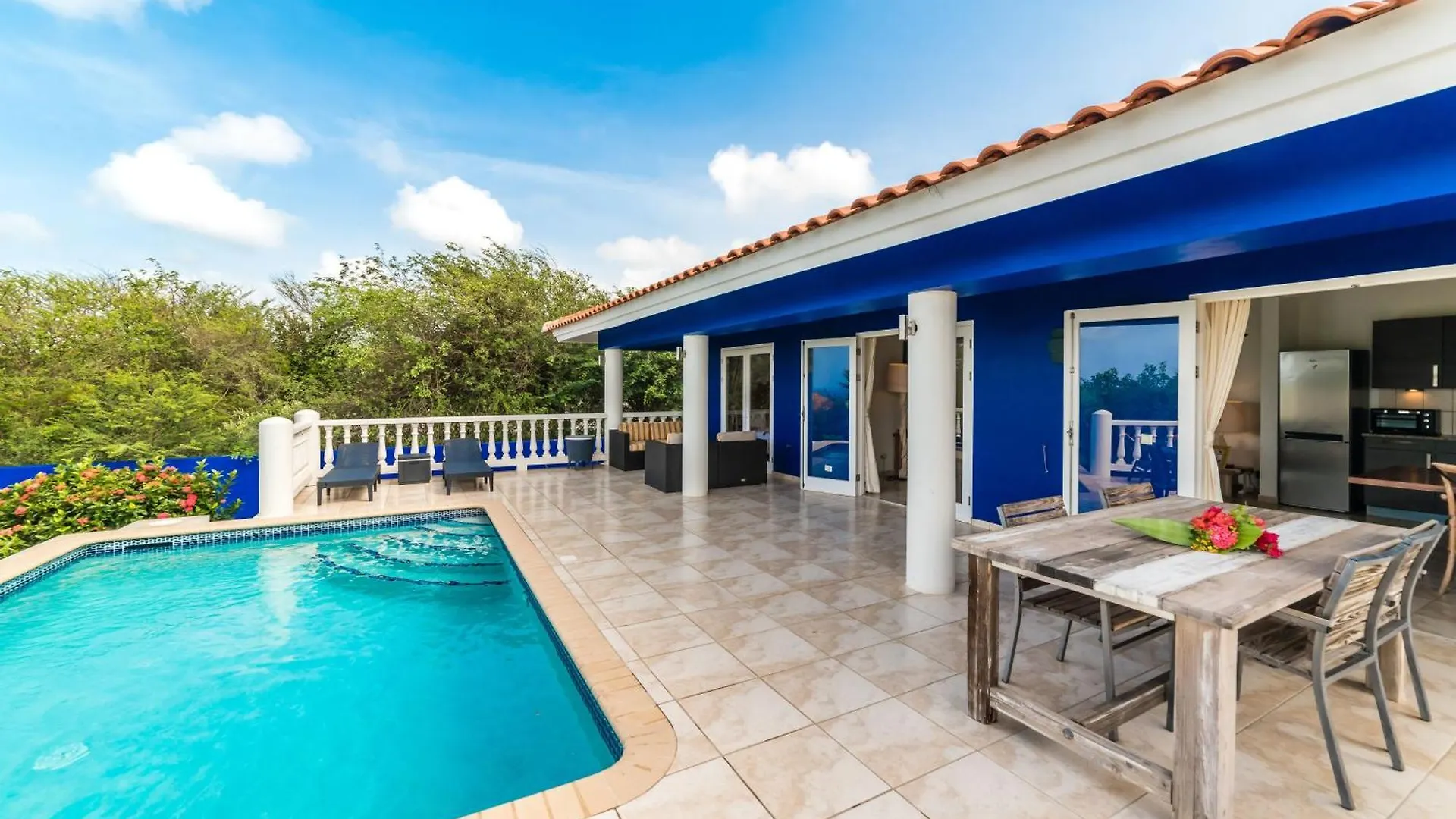 Coral Estate Rentals