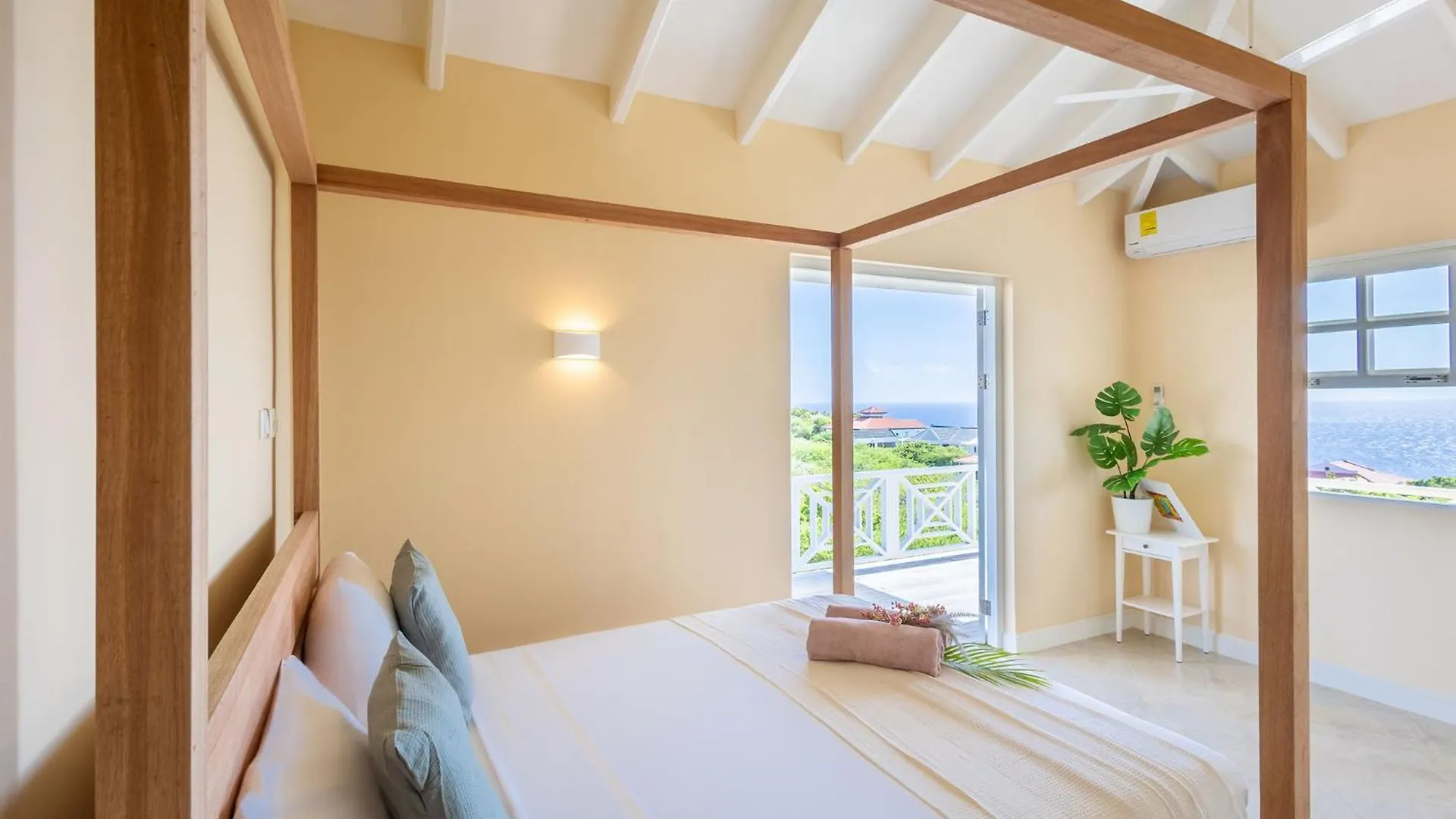 Resort Coral Estate Rentals
