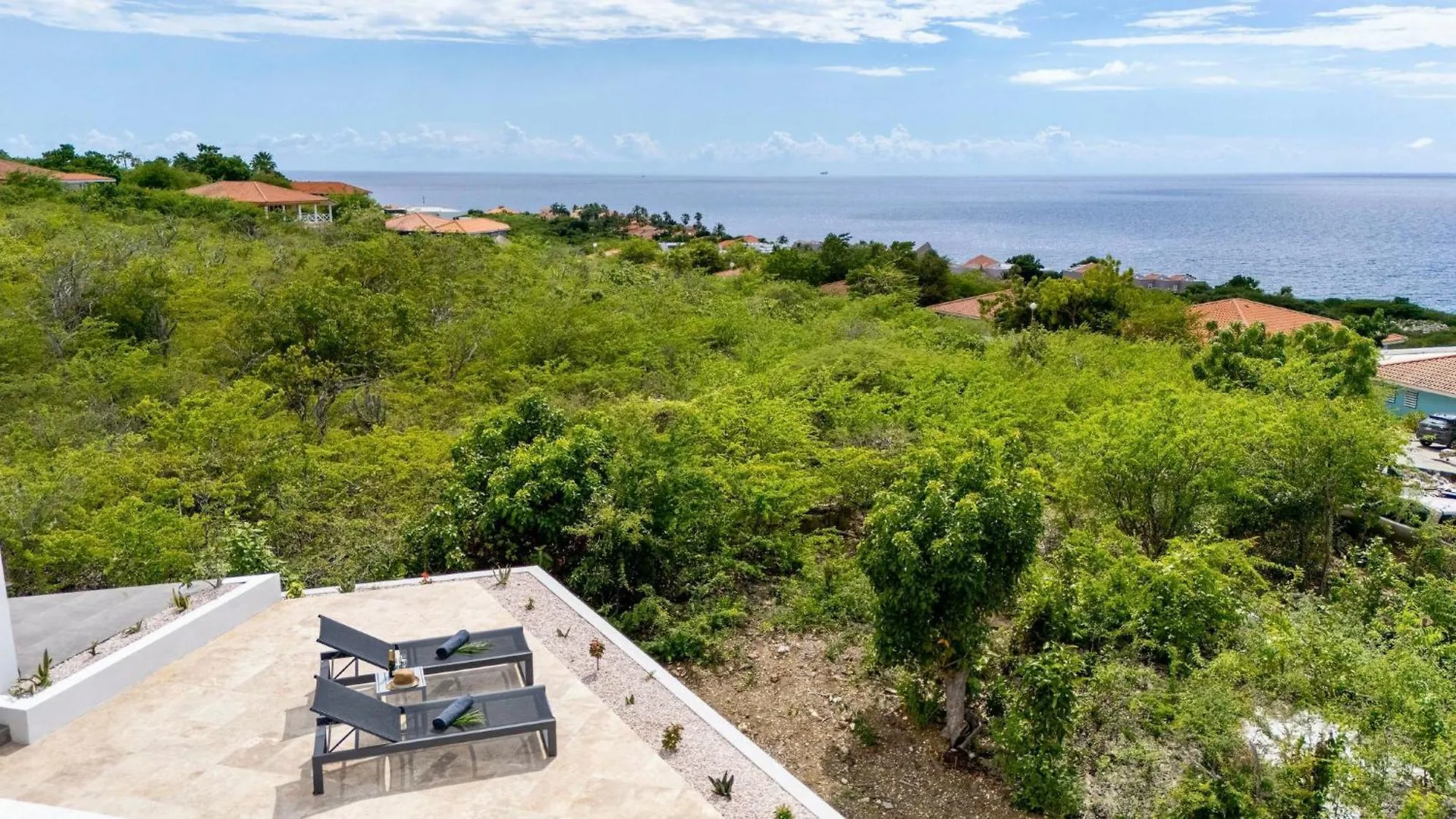 *** Resort Coral Estate Rentals Curacao