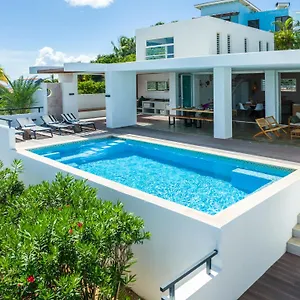 Villa South Beach, Close To Jan Thiel & Mambo, Willemstad